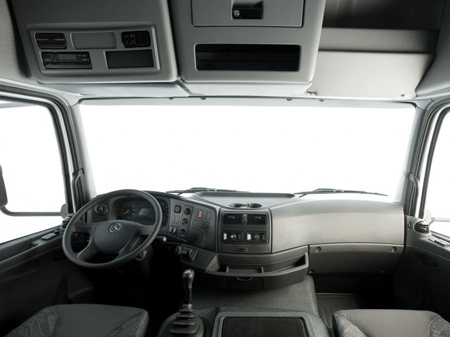Торпедо Mercedes-Benz Atego 2426 6x2 2011 года  (BR) (фото 2 из 7)